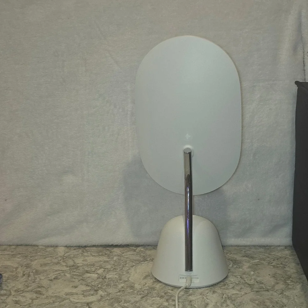 WILIT LED Makeup Mirror with Qi Wireless Charging Base White Oval Touch Control